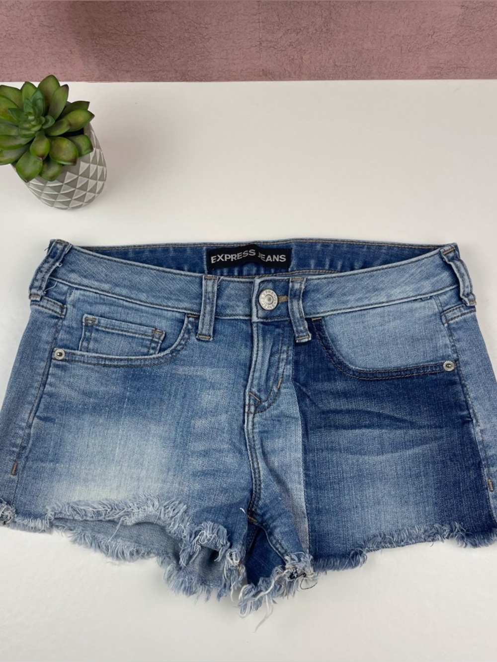 Express Blue Cut Off Denim Jean Shorts Women Size 00